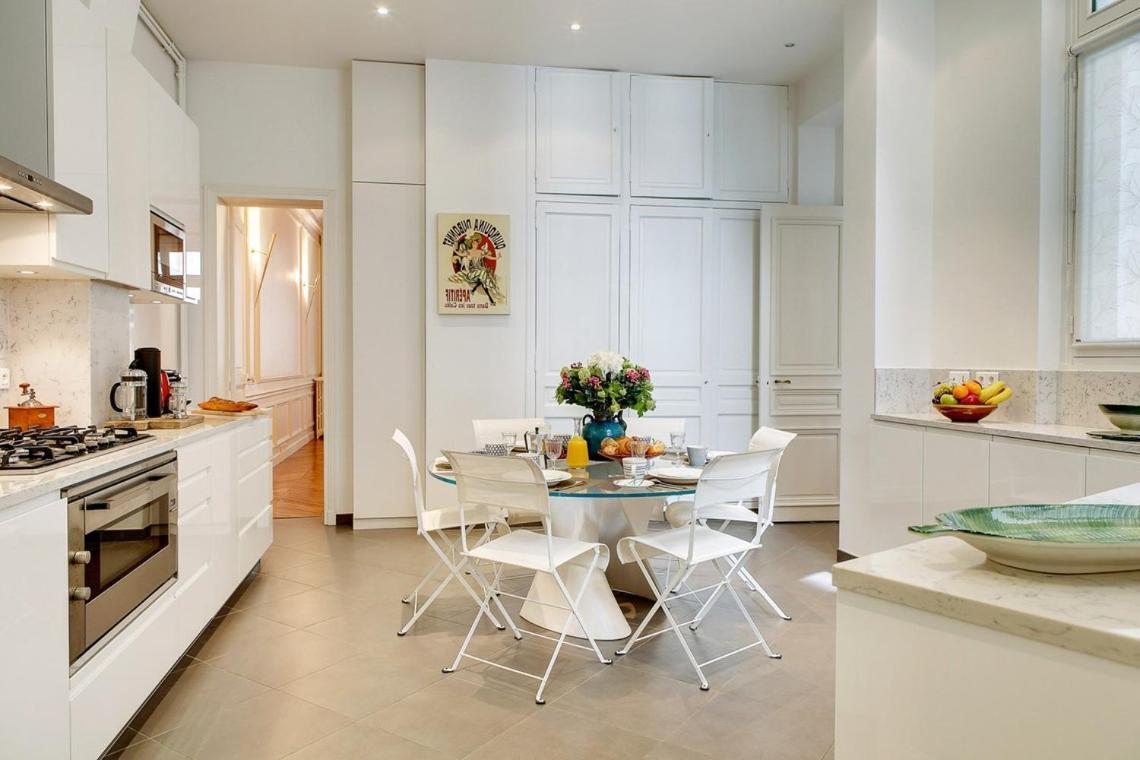 Appartamento In A Great Location Close To The Eiffel Tower *