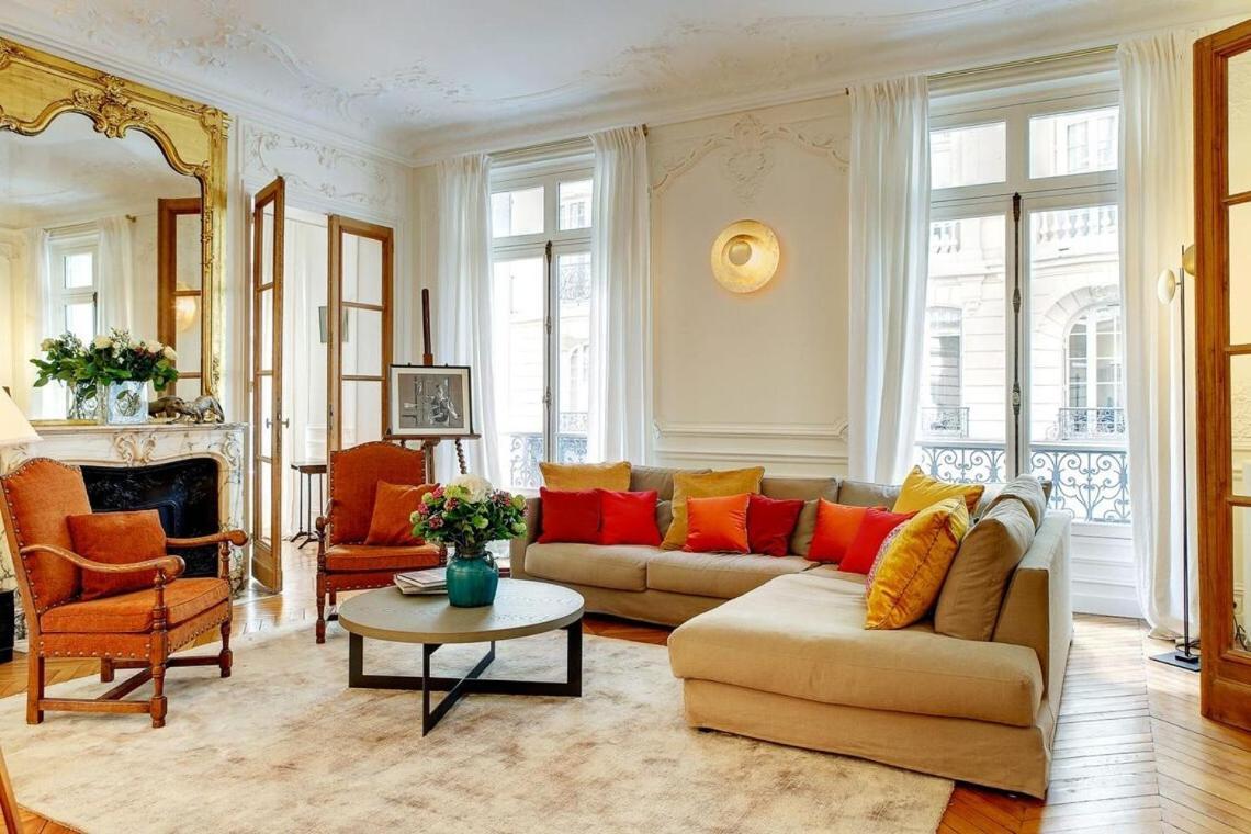 Appartamento In A Great Location Close To The Eiffel Tower *