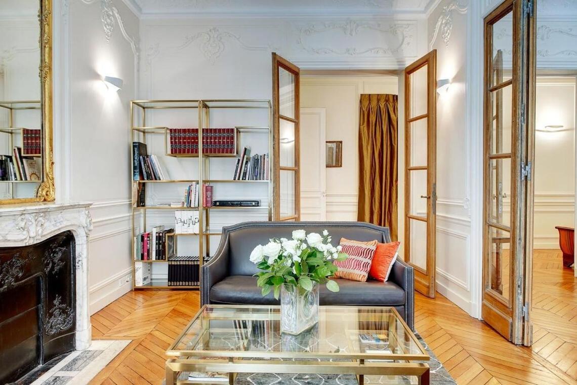 Appartamento In A Great Location Close To The Eiffel Tower